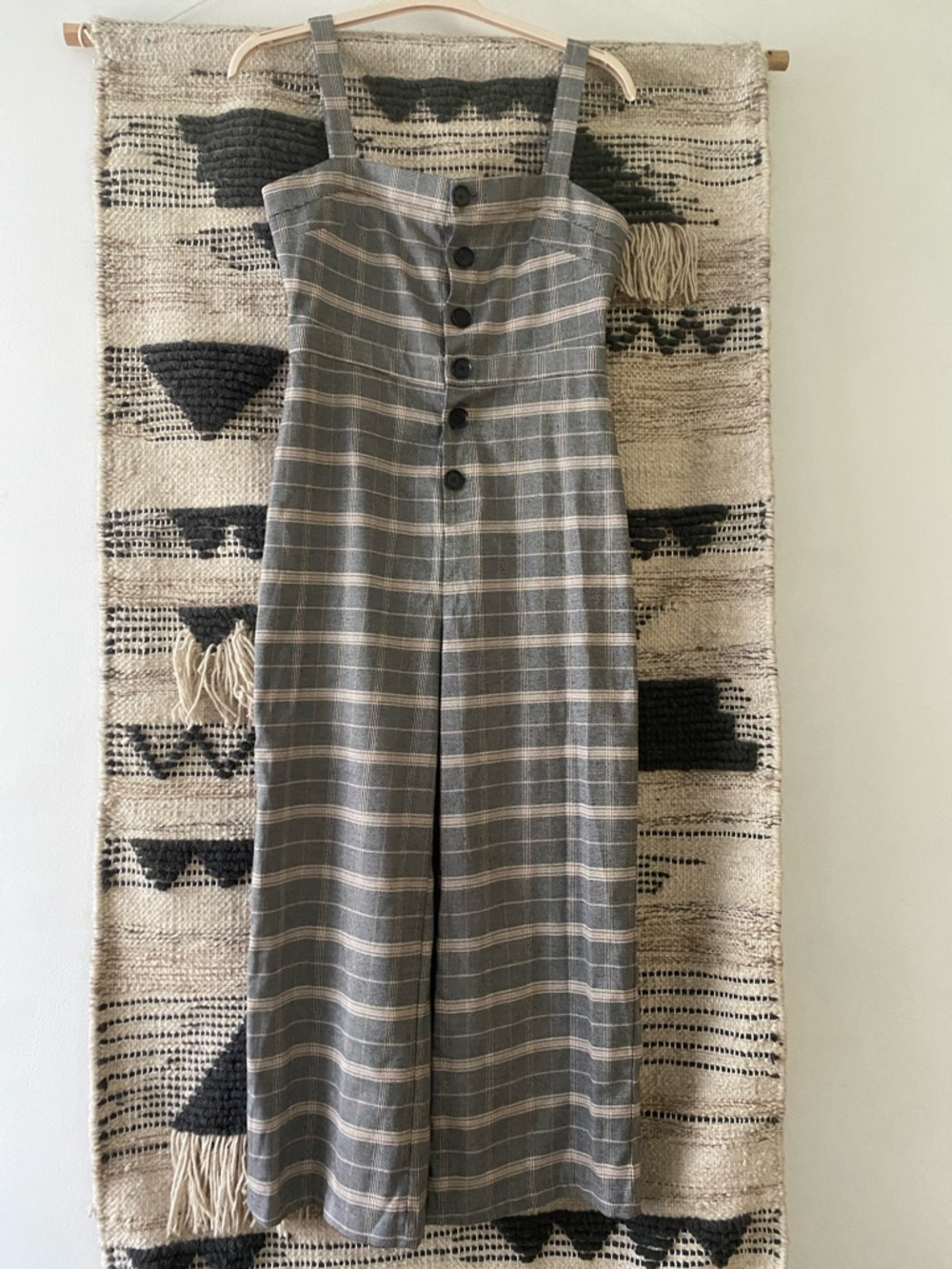 cupcakes & cashmere Gray and Cream Striped Button-Front Wide-Leg Jumpsuit